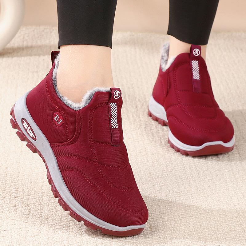2024 Winter Cotton Shoes: Non-Slip, Warm & Comfortable for Men and Women