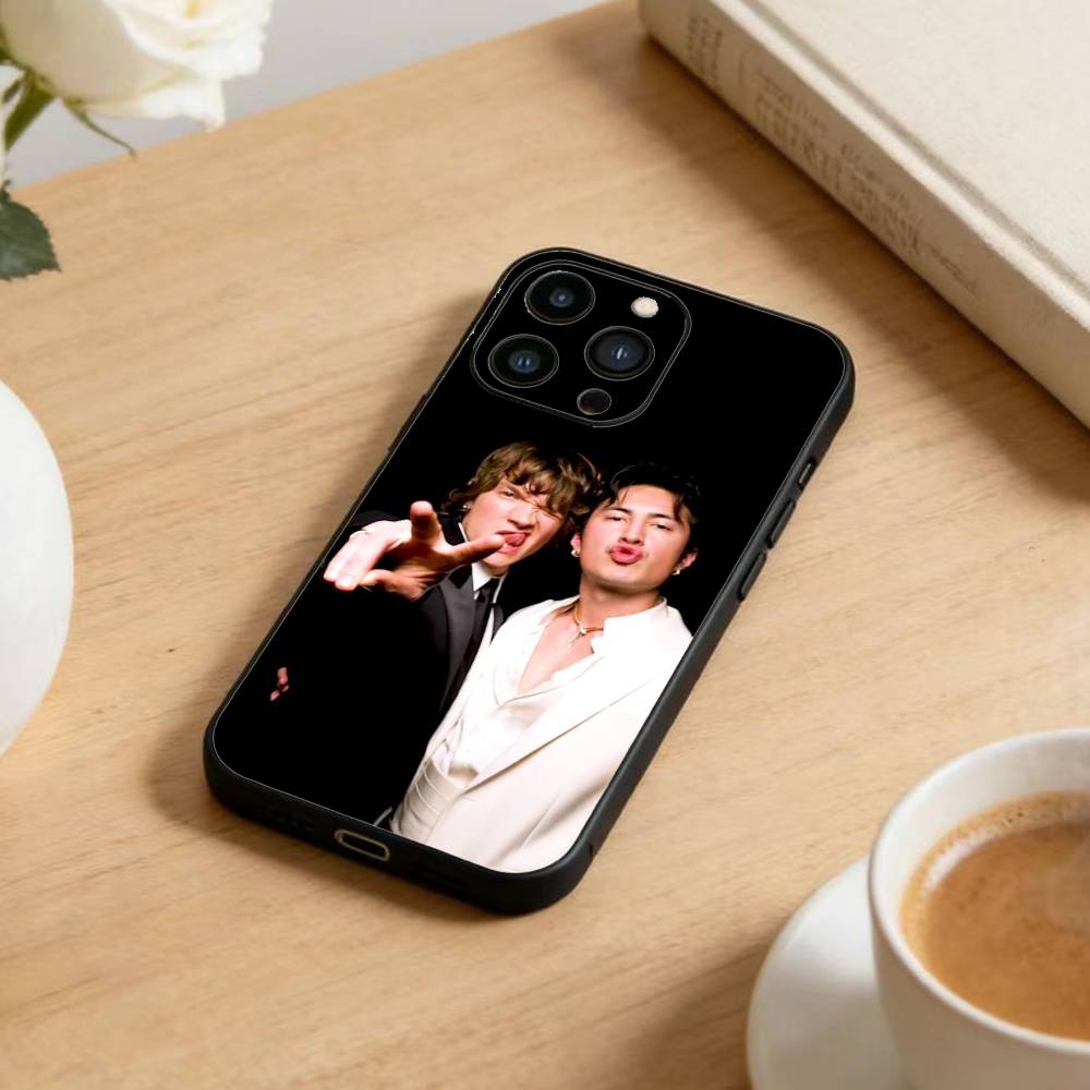 Чехол для телефона "Накал страстей" для iPhone 17, 16, 15, 14, 13, 12 Plus, Max Мягкий силиконовый черный чехол