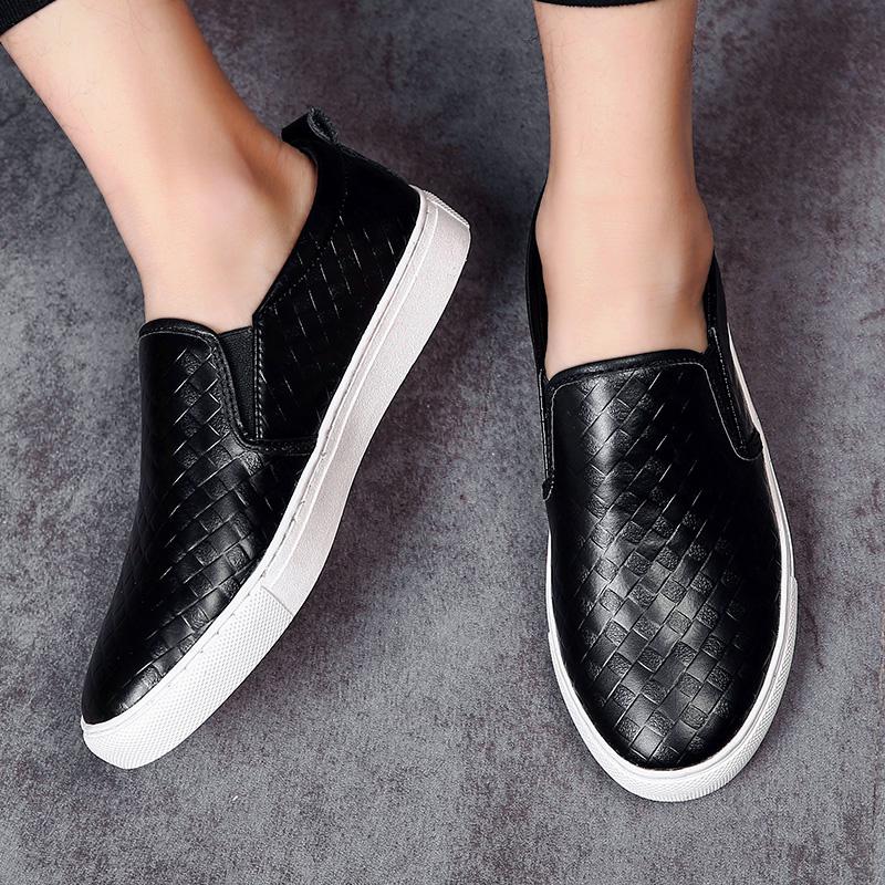 Британский стиль Дизайнерские мужские мокасины Zapatos De Hombre Кожаные туфли без застежек Повседневная мужская обувь для взрослых Черные мокасины для вождения Мягкие