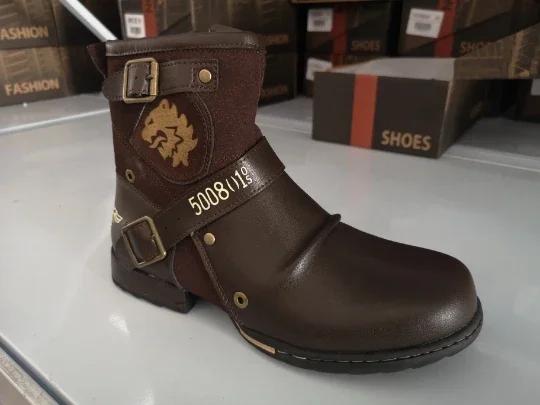 Fashion 2024 New In Men Boots Luxury Handmade Men Ankle Boots Metal Buckle Zipper Motorcycle Boots Outdoor Plus Size 39-48 Punk Bottines