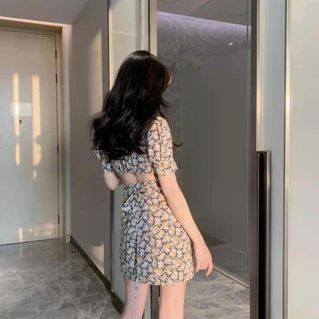 Платье А-силуэта с цветочным принтом в стиле ретро 2024 года: Тонкая, короткая, женственная талия