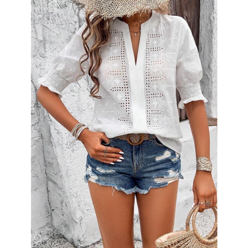 Женская футболка весна-лето с V-образным вырезом, рукавами-фонариками, ажурными рукавами и кружевом