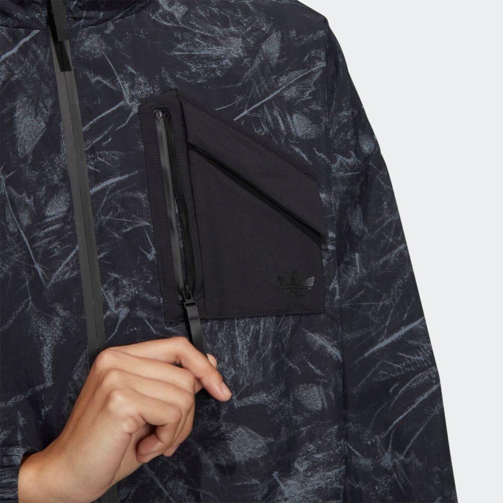 Adidas Оригинальная спортивная куртка с тремя полосками, накладным карманом, воротником-стойкой, молнией спереди, женская куртка черного цвета HS9506