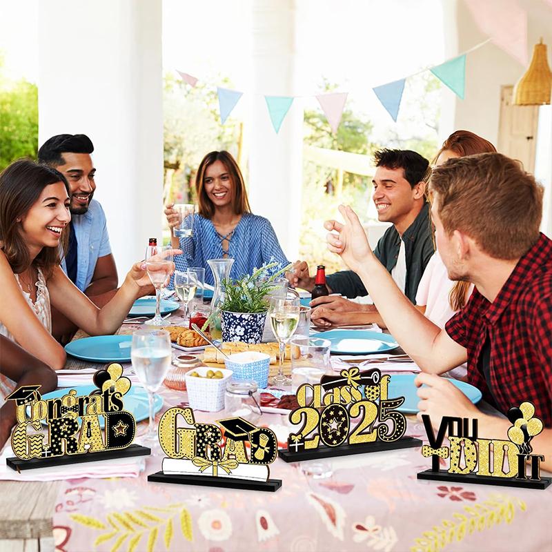 4pcs/Set 2025 Graduation Season Handmade Cartoon Pattern DIY Gift Creative Celebration Unique Wood Desktop Ornaments Decorations