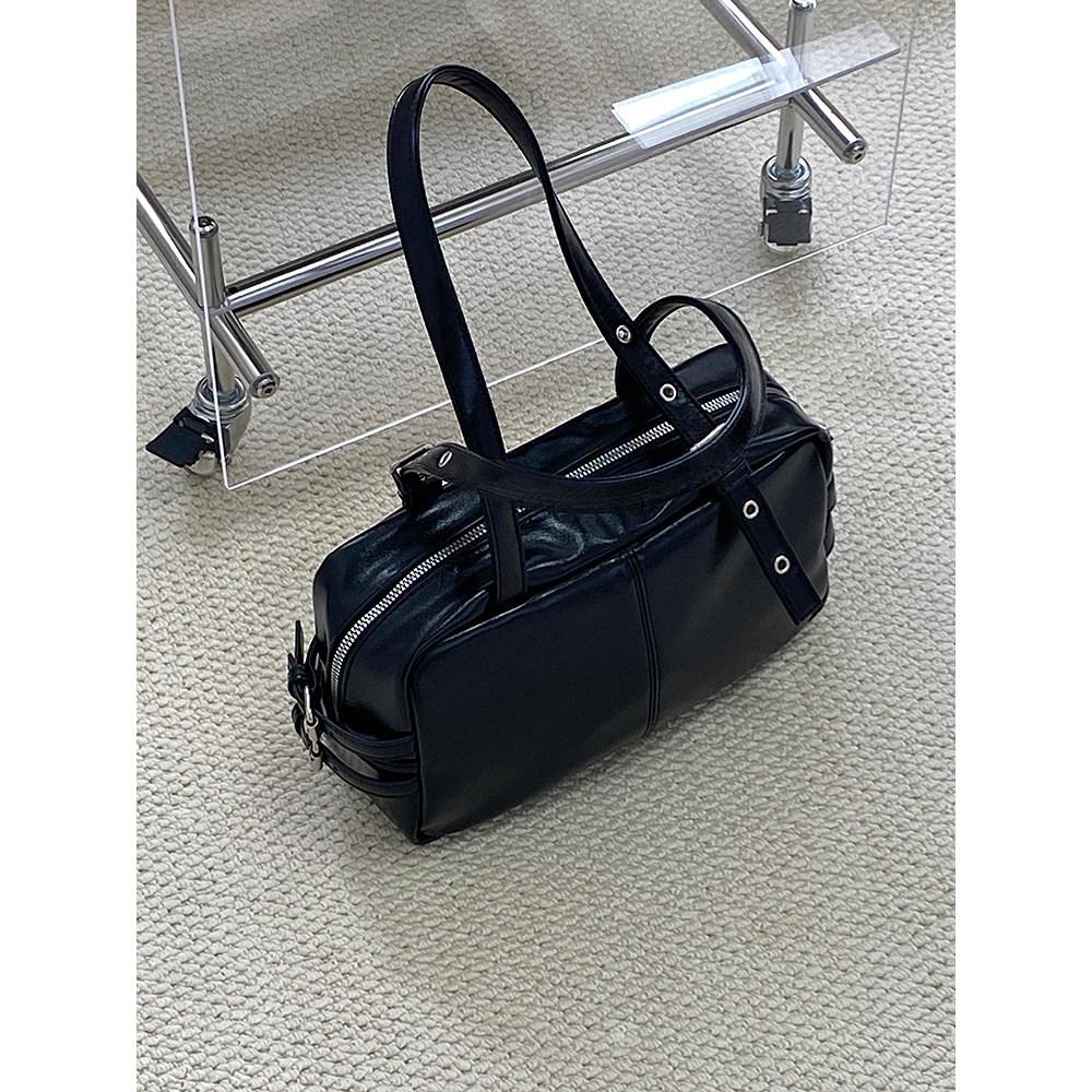 IELGY One-Shoulder Underarm Bag Retro Large-Capacity Bowling Female Bag