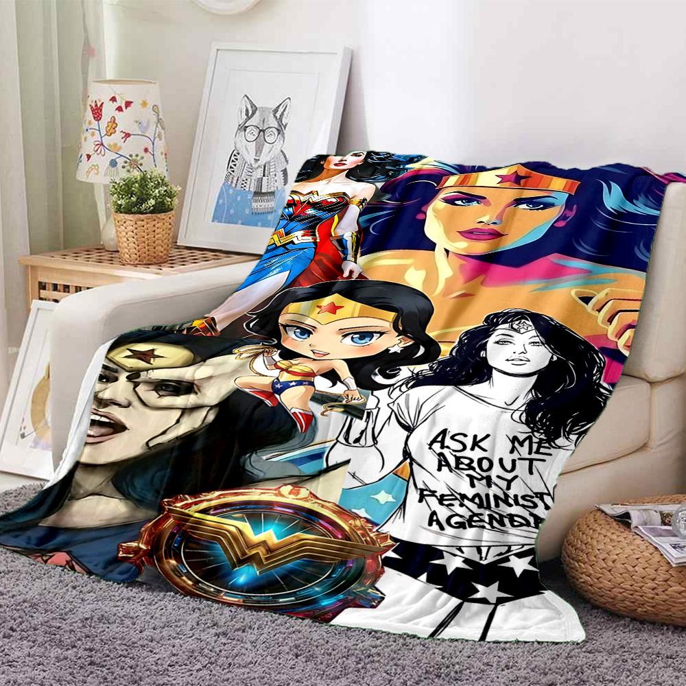 1 шт. Фланелевое одеяло Wonder Woman Мягкое, теплое и уютное для дивана, кровати, офиса и путешествий Универсальное всесезонное Подарок, Рождественский подарок