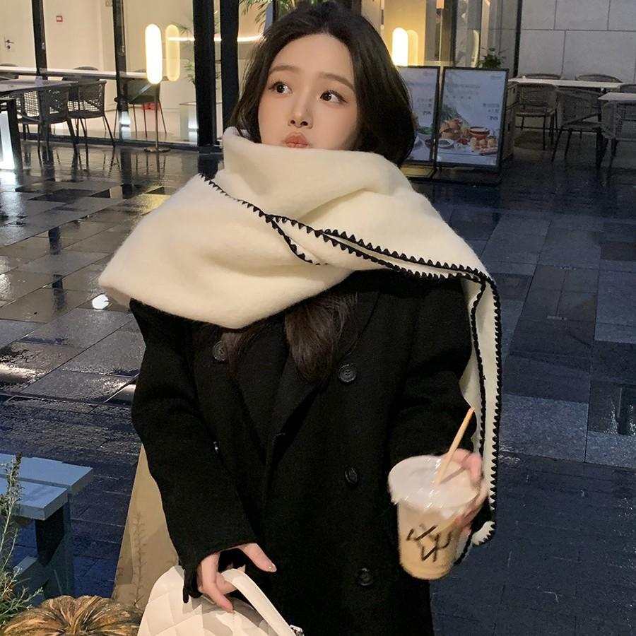 Imitation Cashmere Edge White Knitted Scarf Exquisite Korean Atmosphere Warm Student Neck Scarf