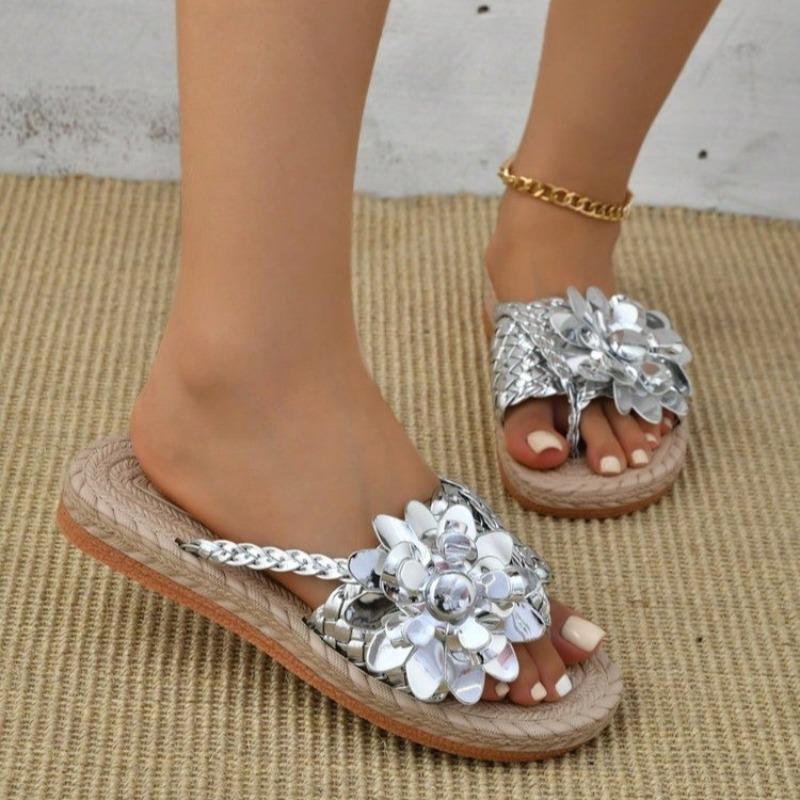 Fashion Women Flat Slippers 2024 New Summer Fashion Sandals Casual Vacation Braided Floral Pattern Toe Post Beach Slippers Slides Women