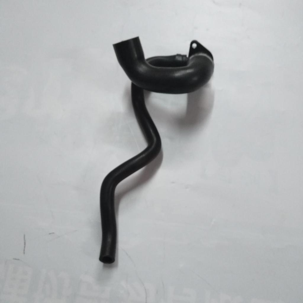 Engine Coolant Water Hose for BMW 1, 3, 5 Series (F10, F20, F30) - Part No. 11537639998