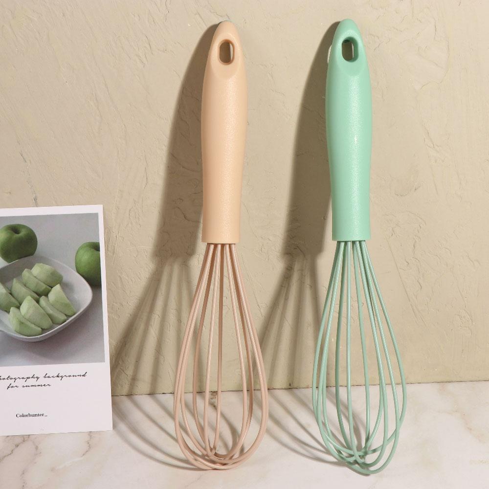 Fashionable Kitchen Accessories Silicone Handle Cook Egg Beater Stirring Whisk Blender Egg Mixer