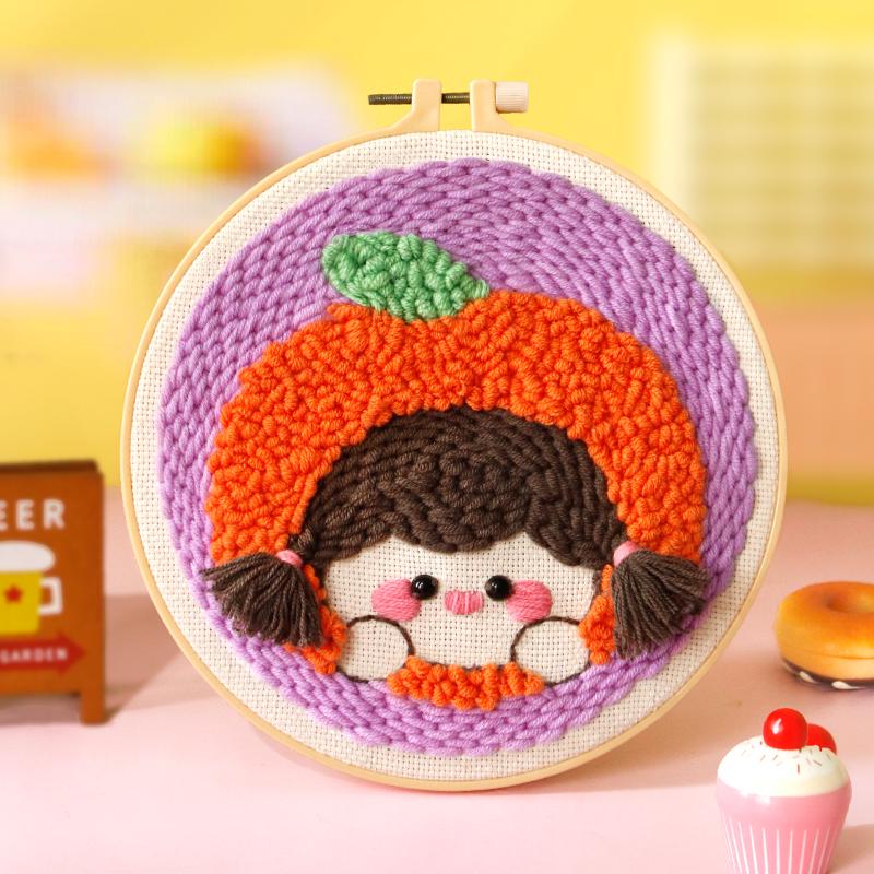 Набор для вышивания русской гладью своими руками: Набор шерстяной живописи "Орнамент для пары"