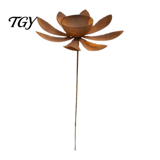 Metal Garden Bird Bath Rustic Feeder with Stake, Iron Stake Water Easy Assembly Outdoor Bowl, Weather-Resistant Drinking Station for Yard Patio Decor