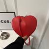 Новая модная индивидуальная под-оболочка любовь иностранный стиль однотонное маленькое персиковое сердце милая индивидуальность модная наплечная сумка-мессенджер женская