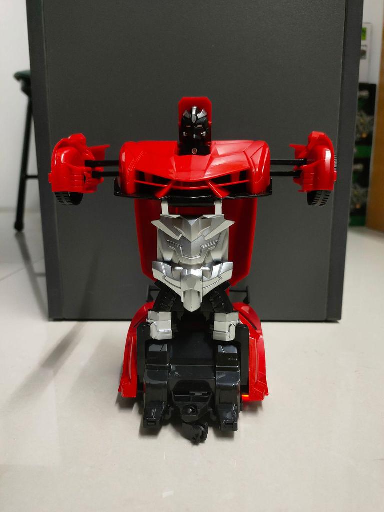 Xuezhi Shan 1023 Электрический 1:18 Машина-трансформер на радиоуправлении - Детская игрушка