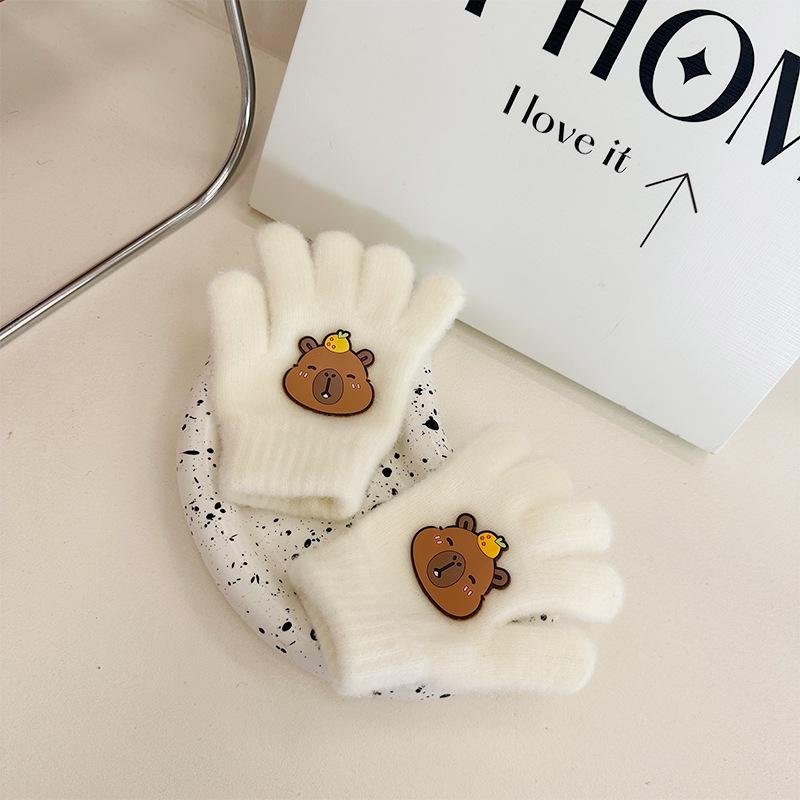 Cartoon Embroidered Kapibara Children's Gloves Stylish and Warm Split Finger and Five Finger Gloves for Boys and Girls
