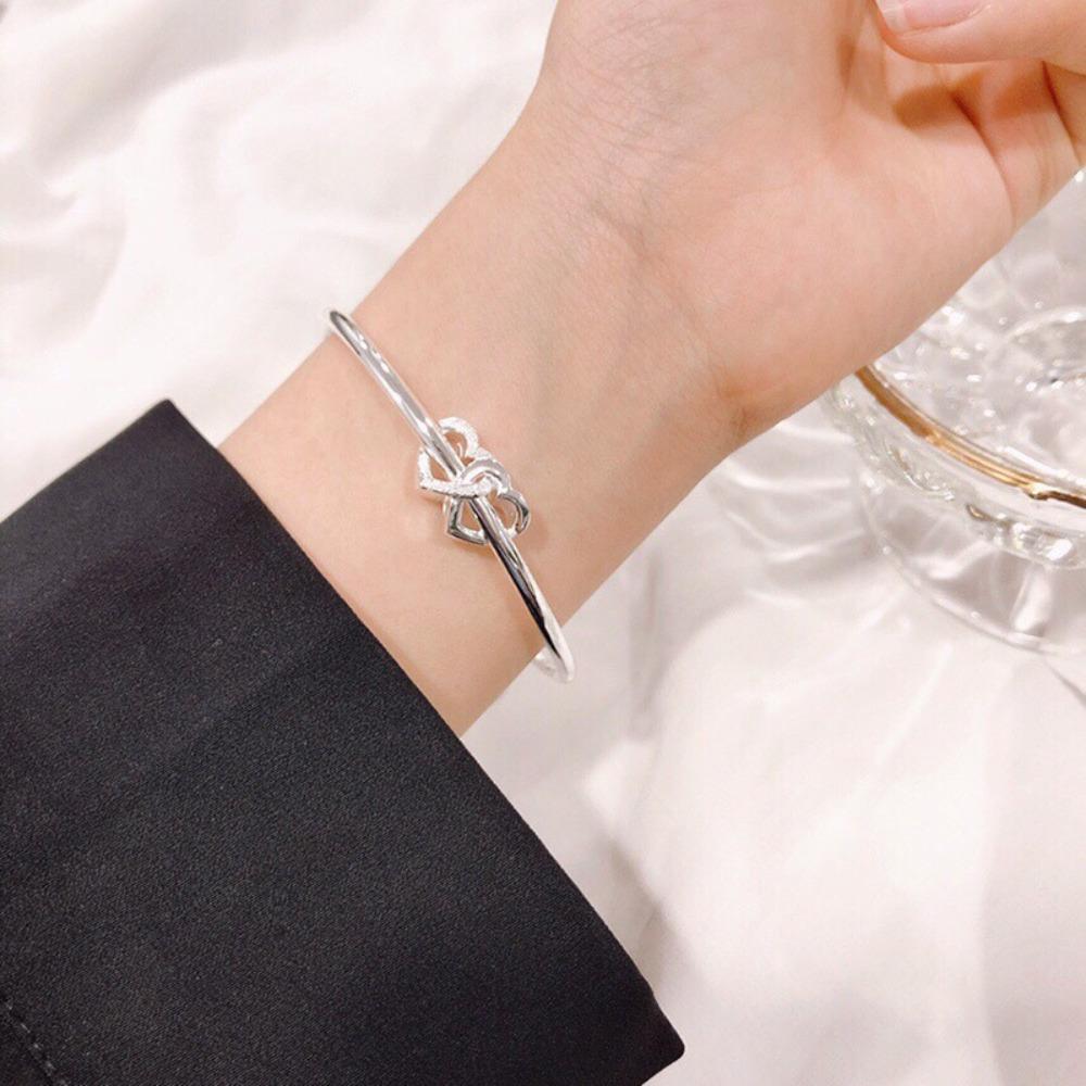 Sweet Exquisite Double Heart Retro Korean Style Bracelet Women Bangle Fashion Jewelry Buckle Bangle