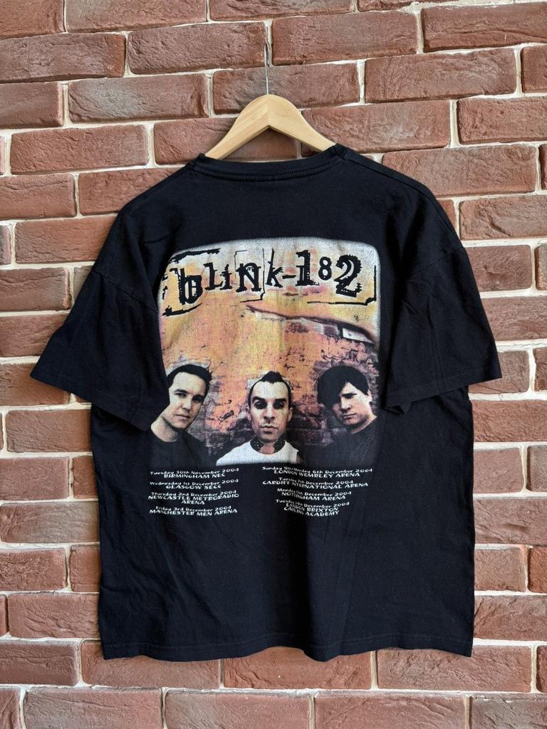 Rare Vintage 00s Blink 182 Rock Band Tshirt L black Unisex T-Shirt