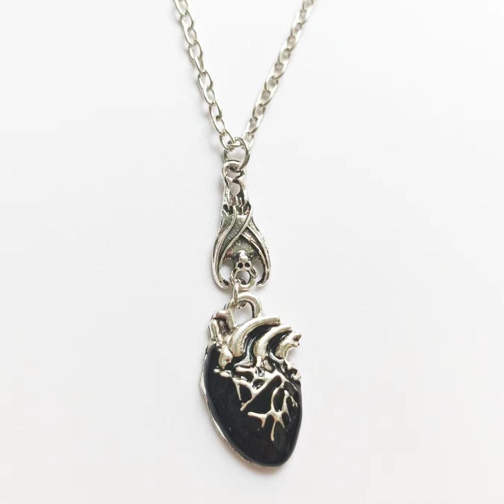 Bat-Shaped Dripping Blood Heart Pendant Necklace: Unique Vintage Bohemian Style Gift