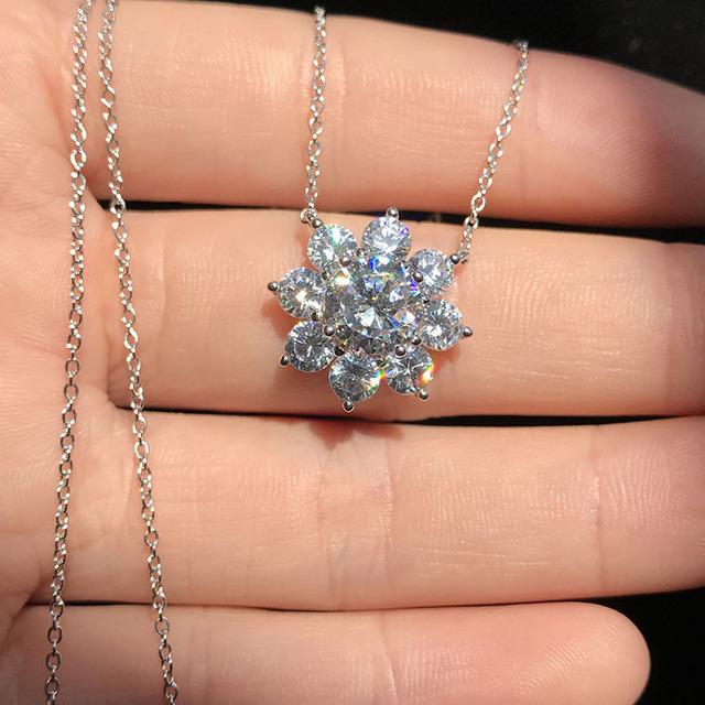 Sunflower Lab Moissanite Diamond Pendant Real 925 Sterling Silver Charm Party Wedding Pendants Necklace for Women Bridal Jewelry