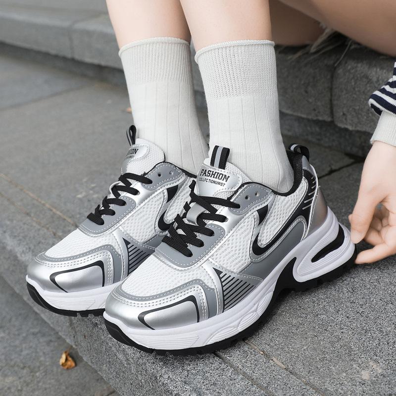 2024 girls casual shoes popular mesh breathable dad shoes comfortable breathable thick-soled sports women's shoes
