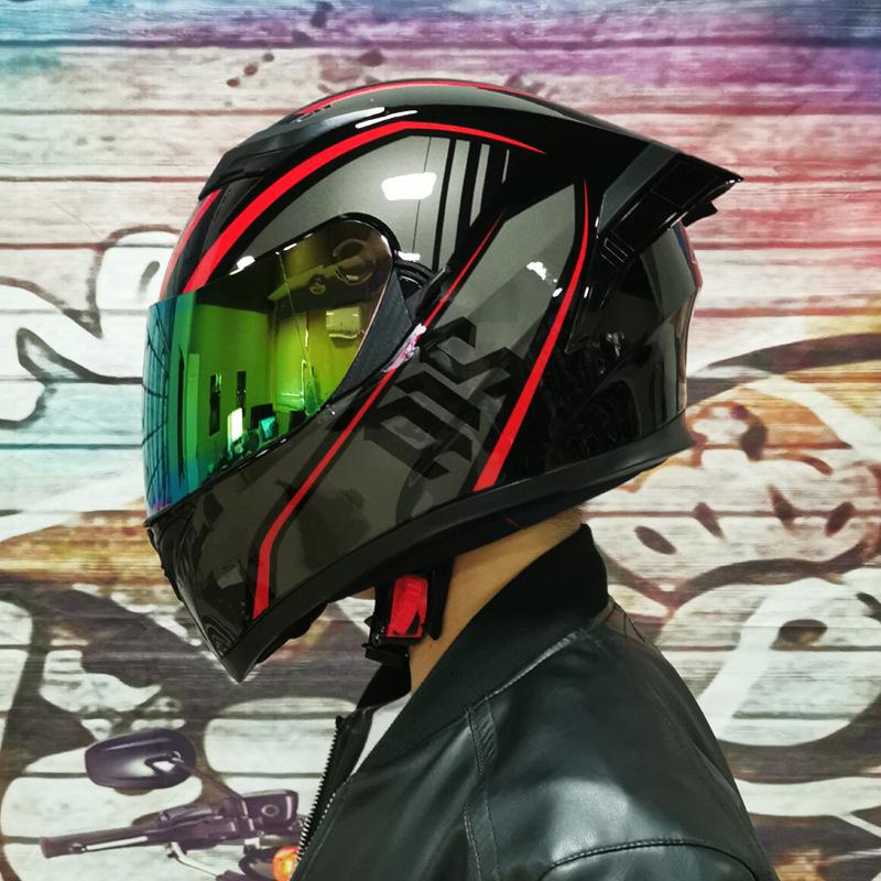 Aishi Men And Women's Electric Motorcycle Helmet Full Helmet Overlay Style Personalized Cool Rider Motorcycle With Bluetooth Horn