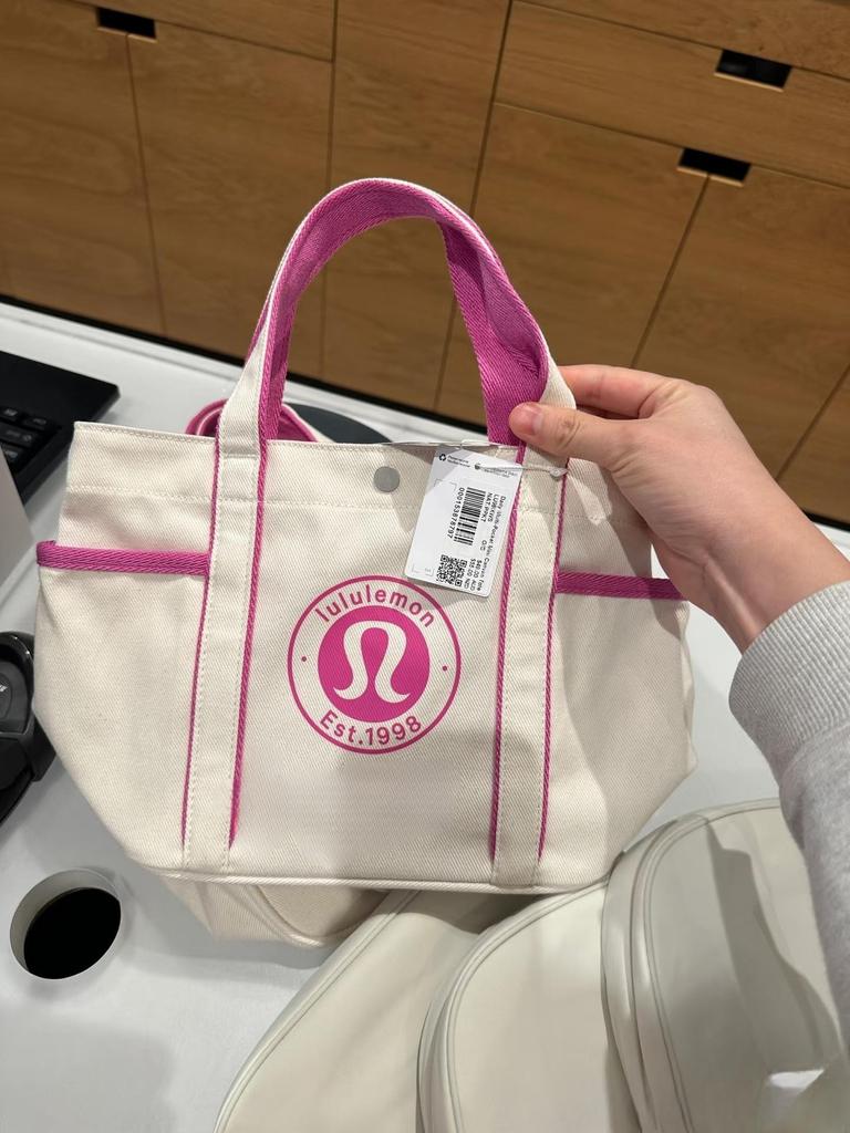 2025 Женская холщовая сумка-тоут большой вместимости с водоотталкивающим покрытием и множеством карманов, 6,5 л, спортивный стиль