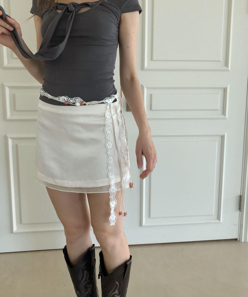 Delaidy Romatic Mini Skirt (Black)