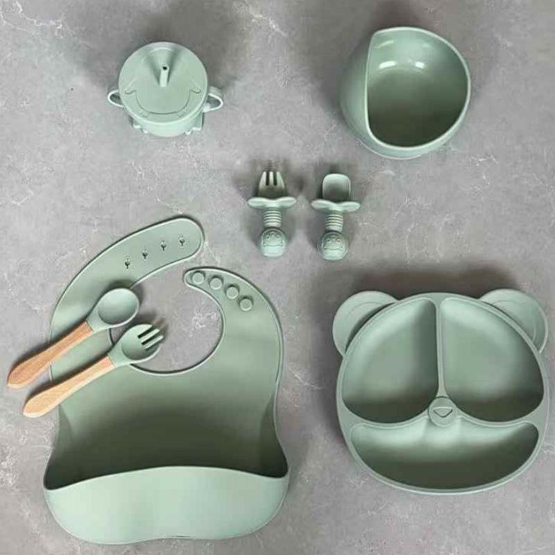 Silicone Baby Tableware: 8-Piece Set with Suction Plate & Bowl