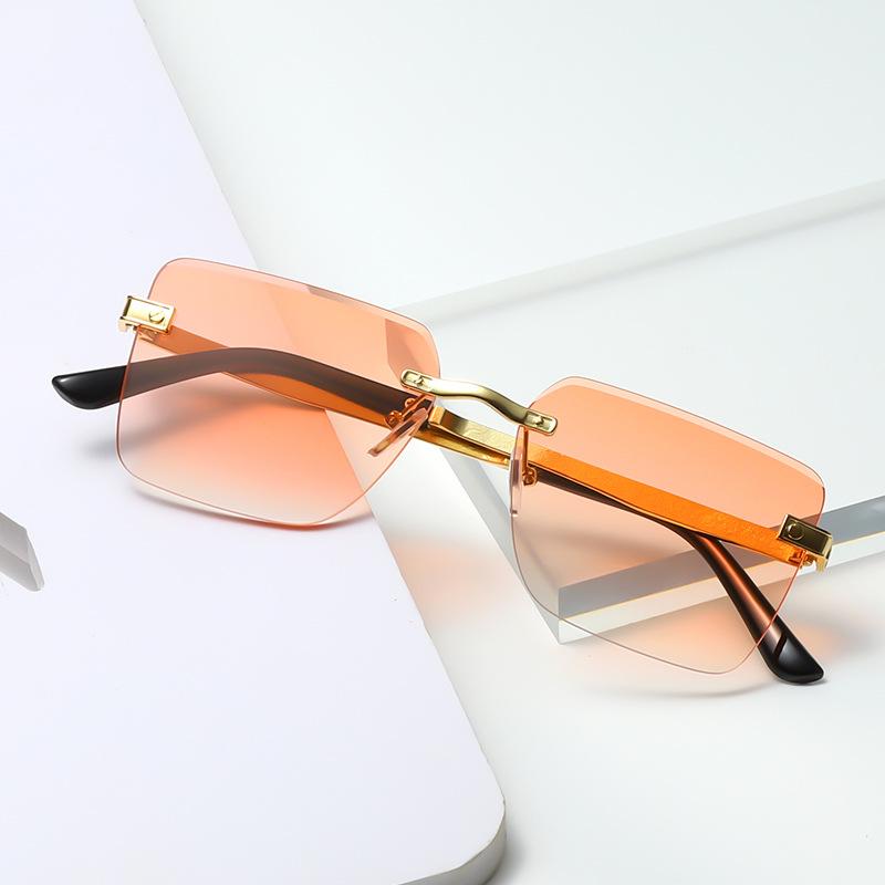 Те же солнцезащитные очки Солнцезащитные очки квадратные без оправы с отделкой постепенно меняющиеся цвета очки