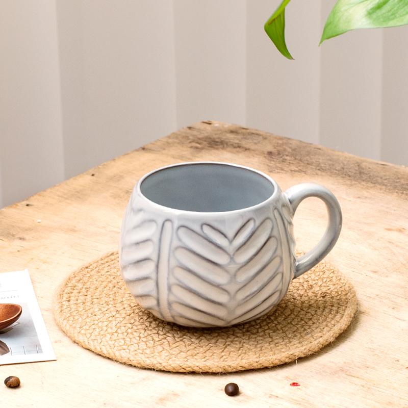 1 керамическая кружка, кофейная чашка, шоколадная молочная чашка, чайная чашка, рельефный дизайн реакции, большая емкость, лепка в виде шара