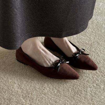 Мода 2025 Новые туфли-лодочки из замши с бантом Женская обувь Модные туфли с острым носком и мелким вырезом Осенние элегантные сандалии Классические кроссовки Платье Zapatillas