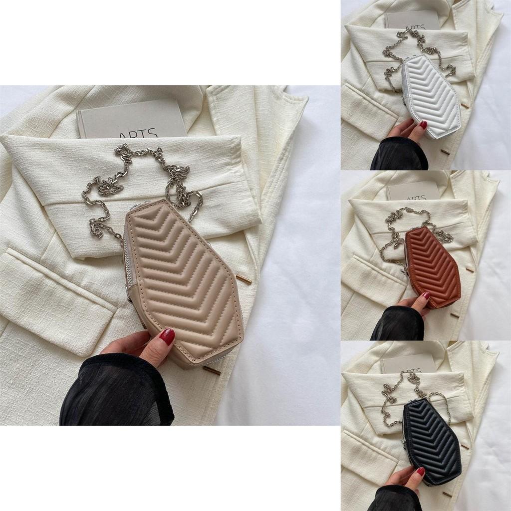Chic Medium Sized Pu Shoulder Bag With Elegant Chain For Everyday Use