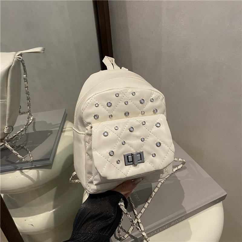 Fashionable Pu Crossbody Bag With Detailing And Chain Strap For Casual Outings