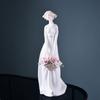 Фарфоровая статуэтка дамы, центральное украшение, керамическая фигурка девушки для полки в гостиной, камина, спальни, подарок на новоселье