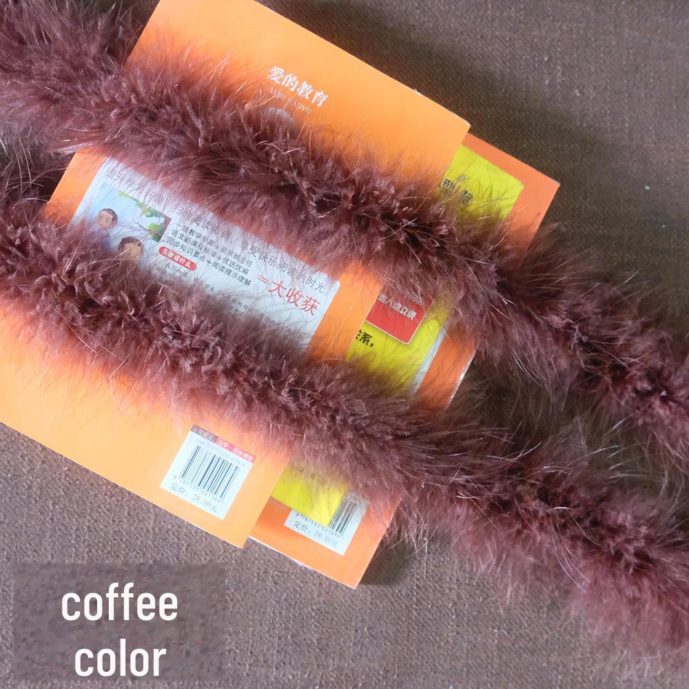 Зашифрованные полоски перьев индейки и украшения в виде ушек кролика для рождественских поделок