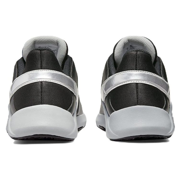 Nike Кроссовки мужские Legend Essential 2 Черный Металлик Серебристый Синий Фотон-Пыль Металлик-Прохладный-Серый CQ9356-008