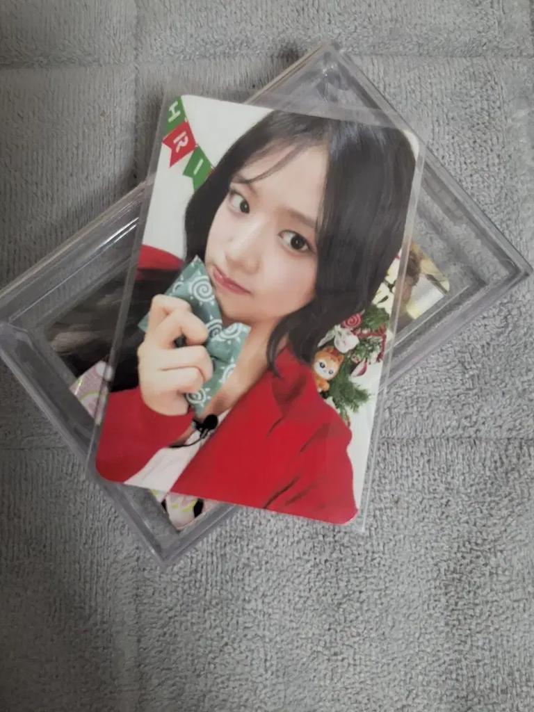 Selling Ahn Yujin's studio at the IVE Song Festival