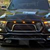 Для Dodge Ram 1500 2019 2020 2025 2025 2025 2025 Высококачественные АБС-пластик Стиль Rebel Автомобильные Передние Гоночные Решетки Решетка с 3/шт Светодиодами