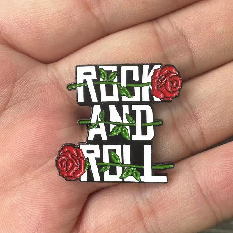 "Рок-н-ролл" Забавная брошь-значок в виде розы с буквой для рюкзаков и шляп Уникальный подарочный аксессуар