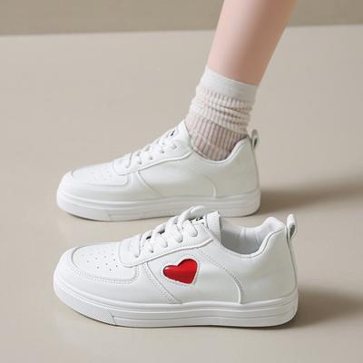 Мода 2025 Новая Женская Мода Любовь Маленькие Белые Туфли Весна Дышащие Белые Повседневные Кроссовки Женская Дизайнерская Обувь Zapatos De Mujer