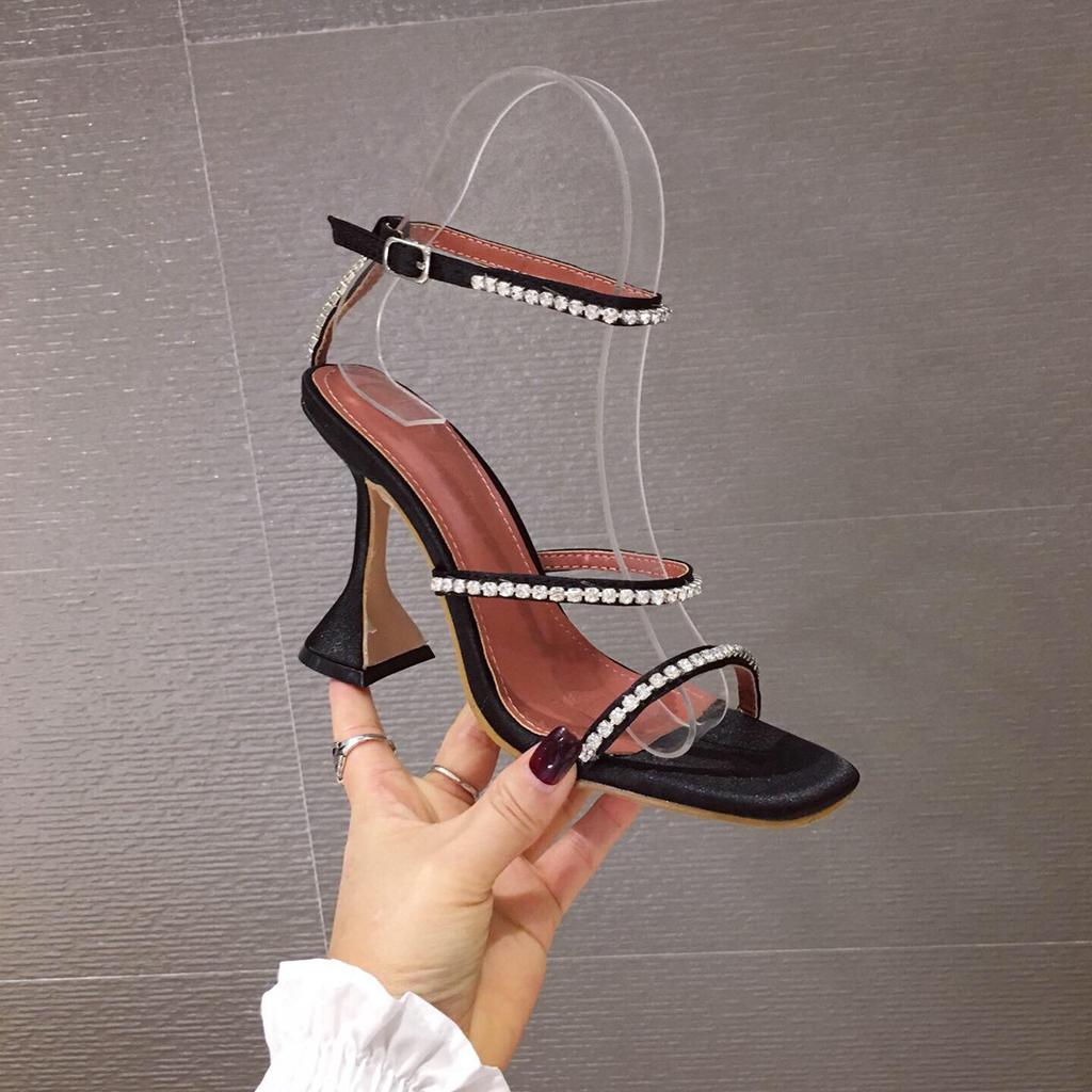 Runway Style Women Sandals Sexy Narrow Band High Heels Office Lady Shoes Fashion Summer Wedding Bridal Shoes Gladiator Sandals