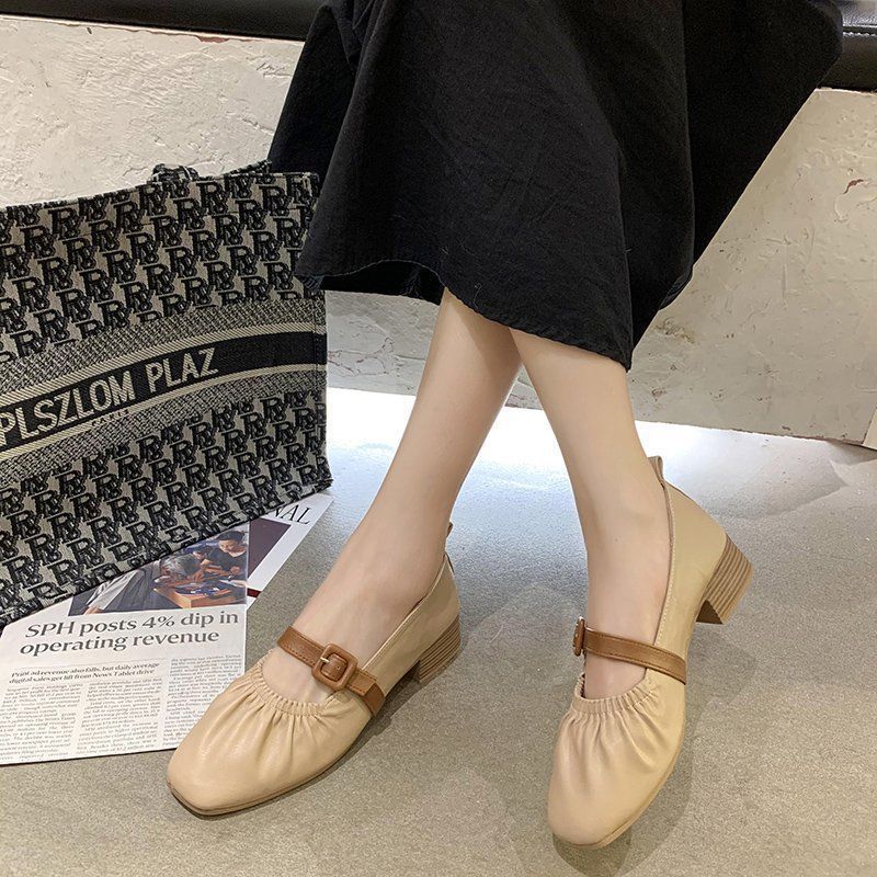 Square Head Single Shoes Women's Pleated Thick Heel Mary Jane Grandma Shoes Fashionable Versatile Word with Comfortable Fairy Shoes Gentle Wind