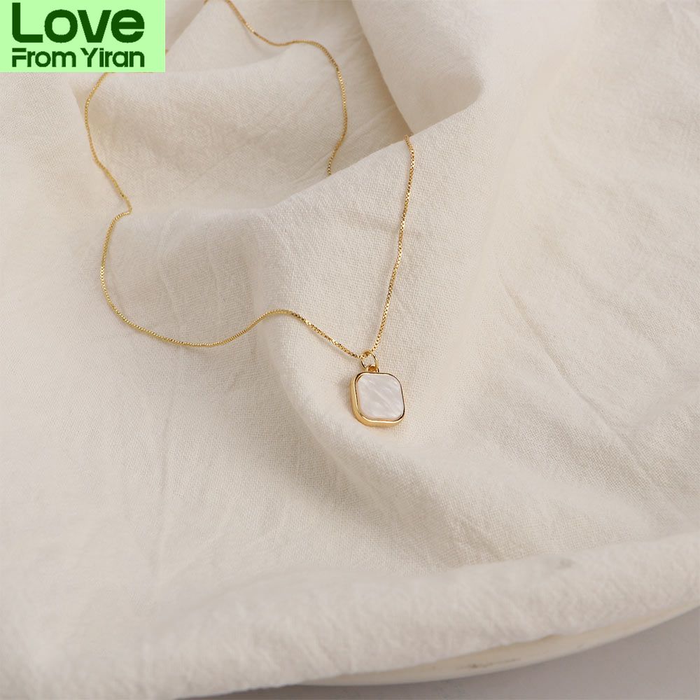 Simple Geometric Square Shell Pendant Necklace For Women Temperament Gold Color Metal Chain Necklace Jewelry