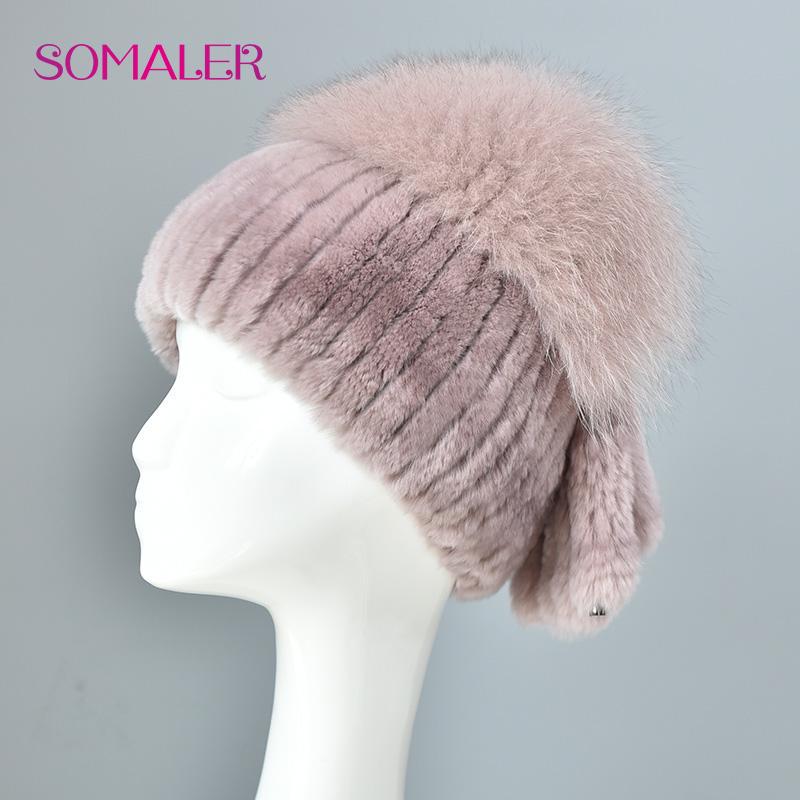 Женская зимняя меховая шапка