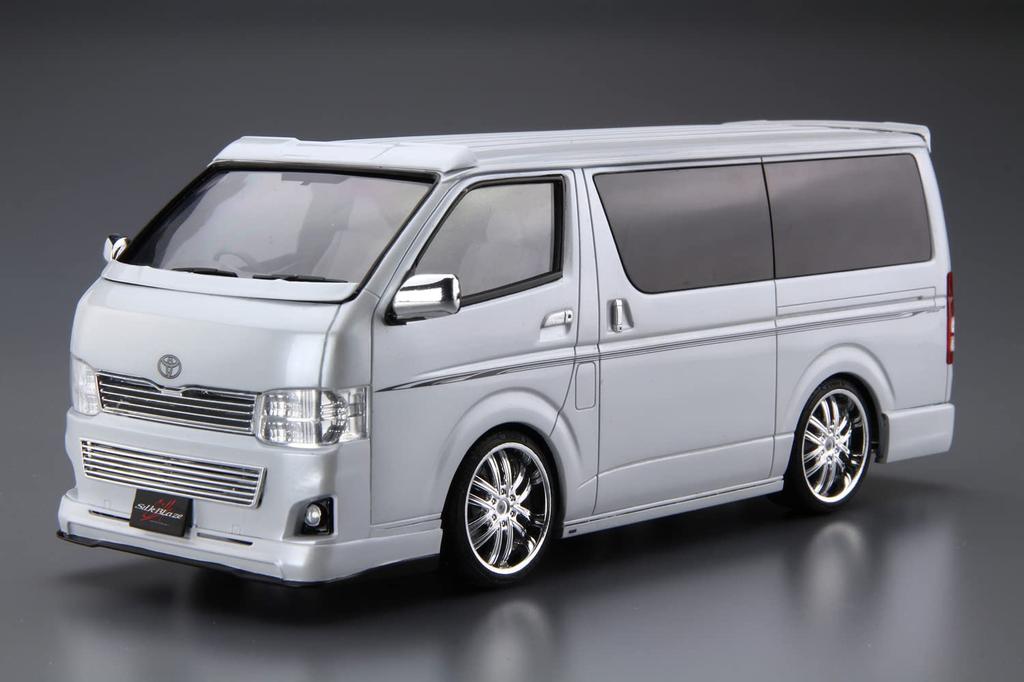 Aoshima Bunka Kyozai The Tuned Car Series 28 Toyota Silk Blaze TRH200V Hiace III 2010 Plastic Model 10 1/24 No. Ver. Kit,
