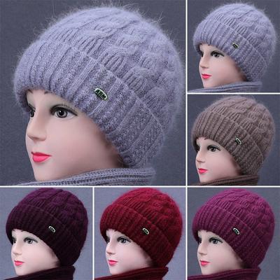 Женская вязаная шапка с подкладкой