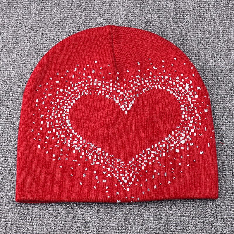 New autumn/winter fashionable knit hats, cold-resistant heart-warming knit hats, European and American pullover letters jacquard beanie