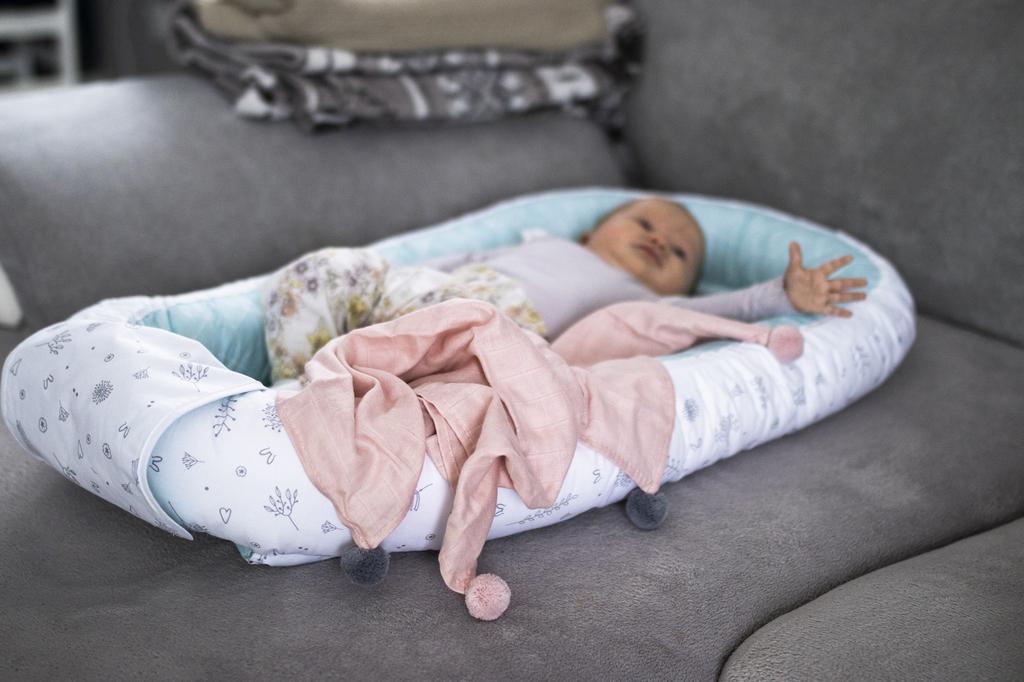 Bellochi Baby Nest Pod Baby Sleep Pod for Newborn - 100% Cotton - 90x60x12cm - with Protective Edges CuMint