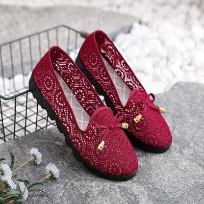 Летняя женская обувь 2025 новая старая северная тканевая обувь женская дышащая сетчатая обувь на мягкой подошве обувь для мамы обувь с отверстиями обувь Doudou одинарная обувь