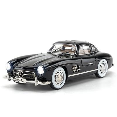 1/24 Mercedes-Benz 300SL Винтажный литой сплав Миниатюрная игрушечная модель автомобиля Оттяни назад Звук Свет Классическая коллекция Подарок для мальчика
